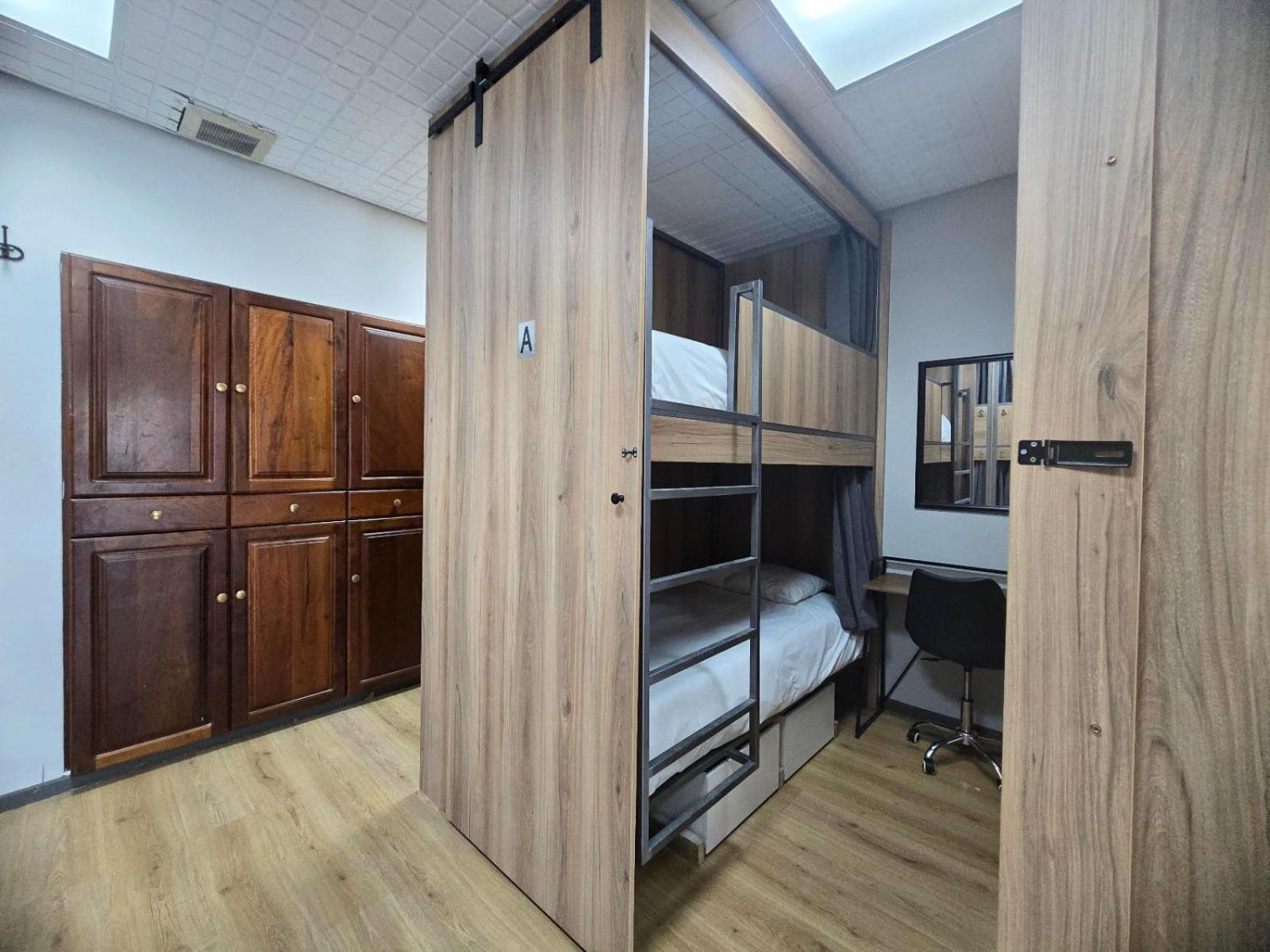 Beds Inn George Δωμάτιο φωτογραφία